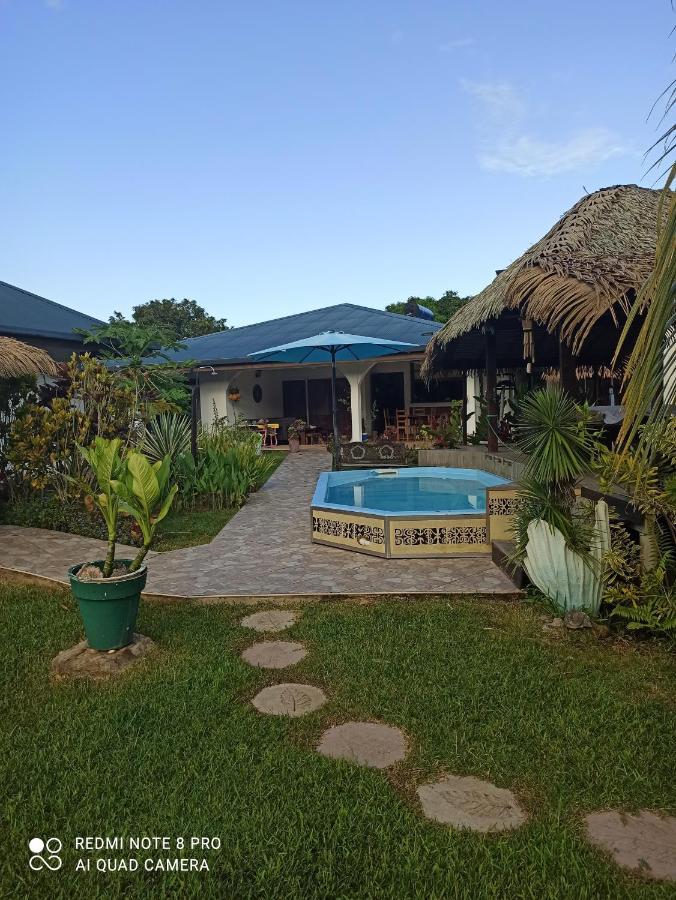 La Maison Du Voyage Tevaitoa エクステリア 写真
